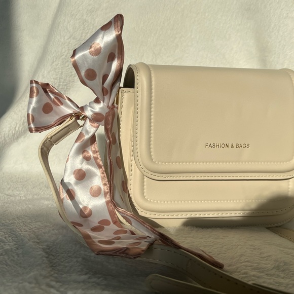 Gorgeous Bag, Creamy & Elegant Bag, NEW - Picture 4 of 12
